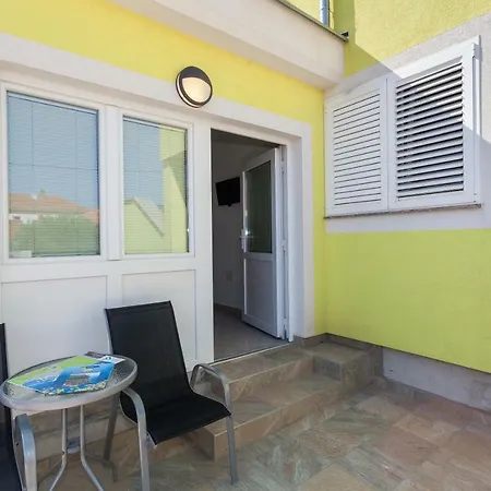 Apartments Mrsic Biograd Na Moru Exterior photo