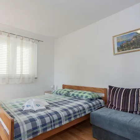 Apartments Mrsic Biograd Na Moru Exterior photo